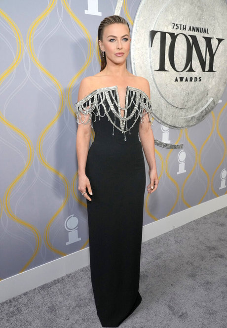 Julianne Hough star free gallery