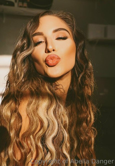 sex scene onlyfans naked img