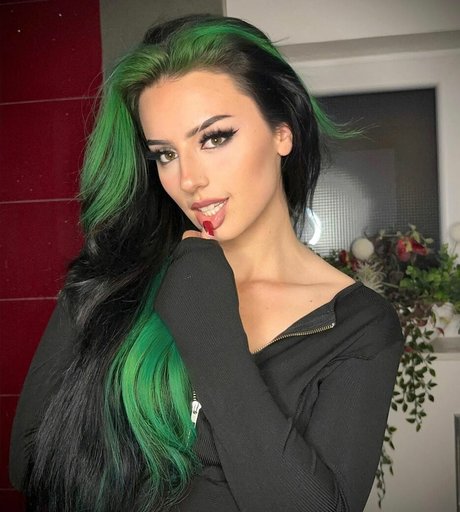 Dilaraa nudes pornstar photos