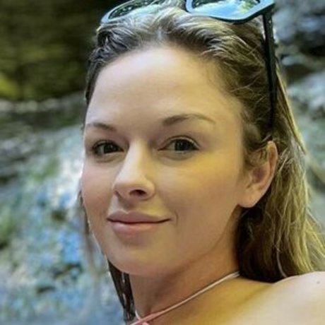 Liziibeth nudes model galleries