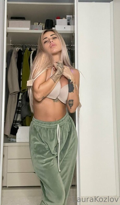 laurakozlovvfree sex star img