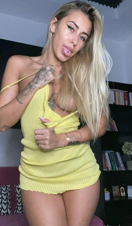 laurakozlovvfree star free gallery