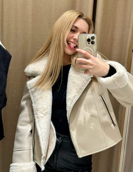 Kari i hot actress photos