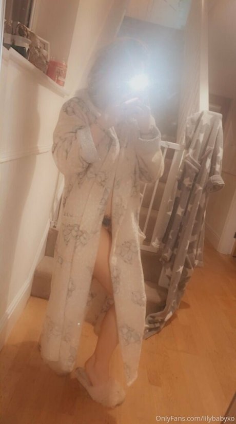 lilybabyxo model nude images