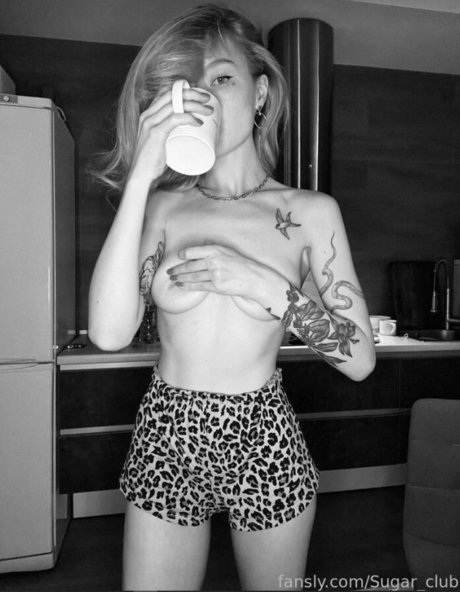 Sugar club top model image