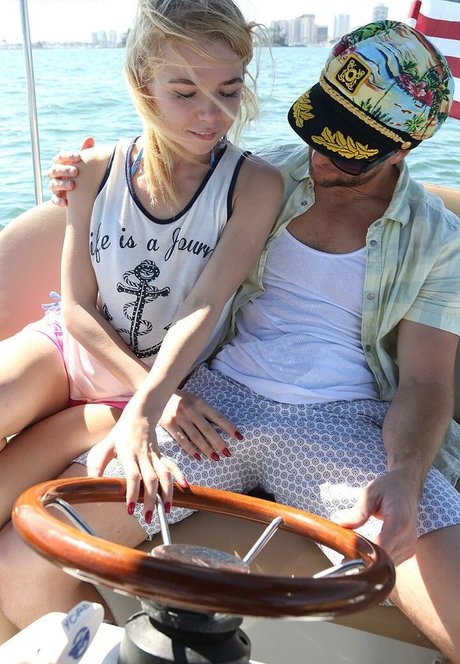 Alina West top actress photo