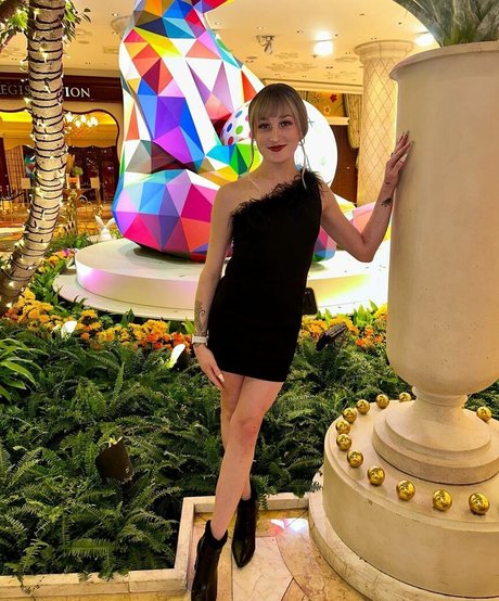 Haven Rose star free pic