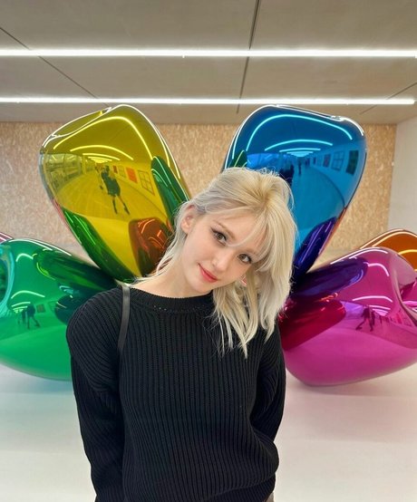 Jeon Somi porn actress pictures