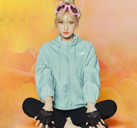 Jeon Somi sexy star pics