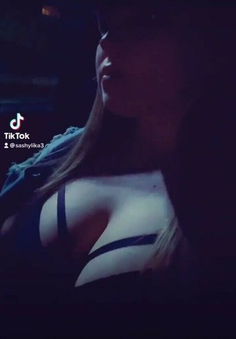big tits squirt onlyfans sexy nude picture