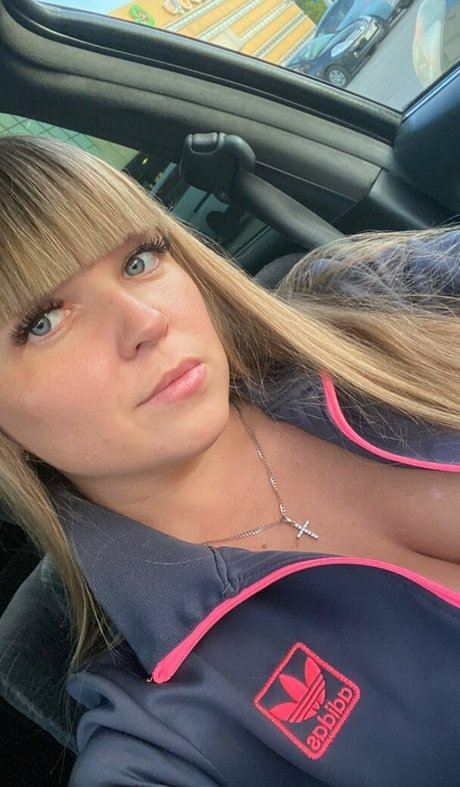 rude in life star exclusive picture