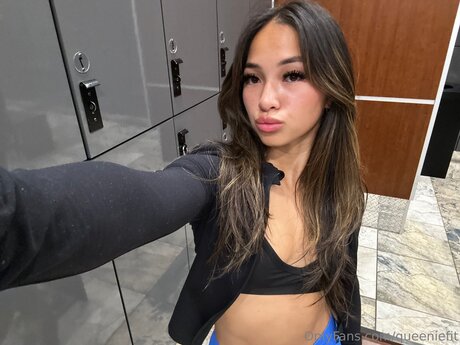 Queeniefit sex star img