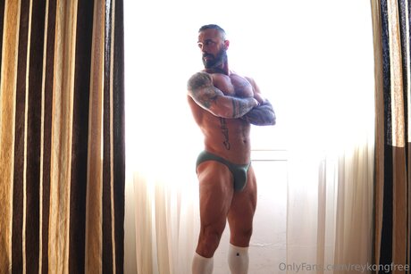 Reykongfree model high quality gallery