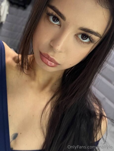 Mollylo adult actress pic