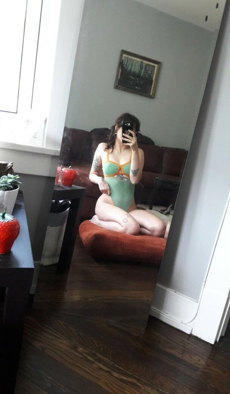 Pleasequietdown star porn photos