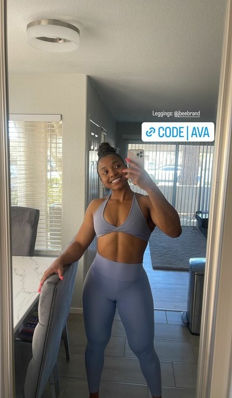 aaaaayevuh star adult pics