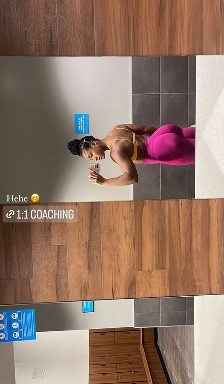 aaaaayevuh model high quality photos