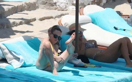 Rumer Willis Profile pic