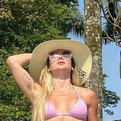 Mirella Santos pornstar adult photos