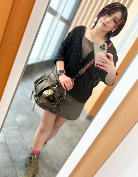 Hikaru Shida model naked galleries