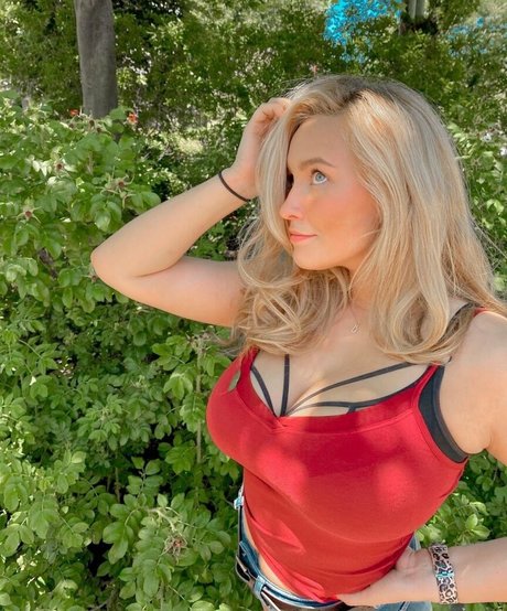 ohhhayitstay art actress photo