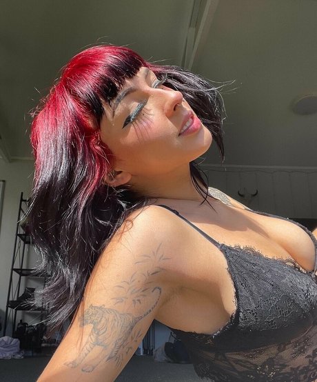 vana nz nudes pornstar pic