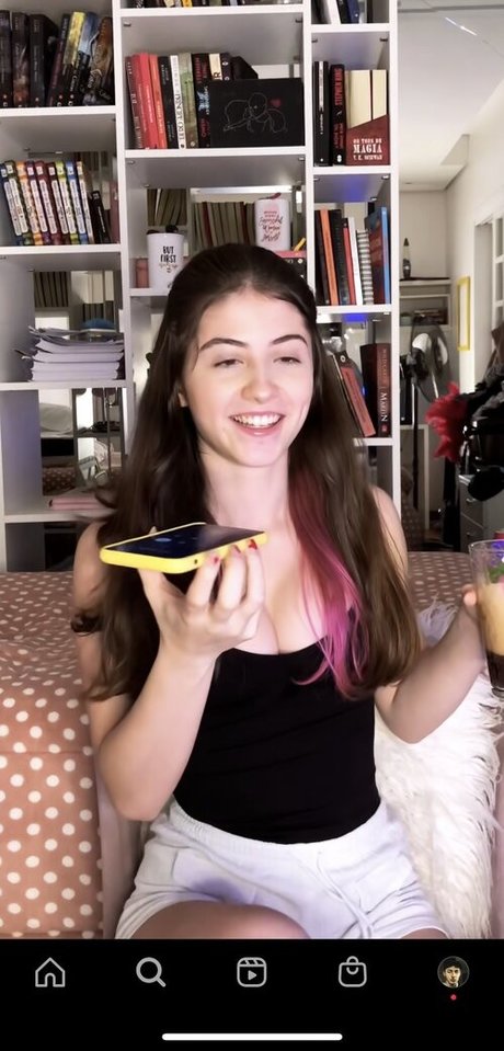 Sofia Espanha naked model images