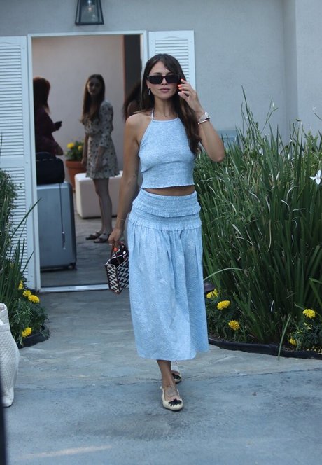 Eiza Gonzalez model free archive