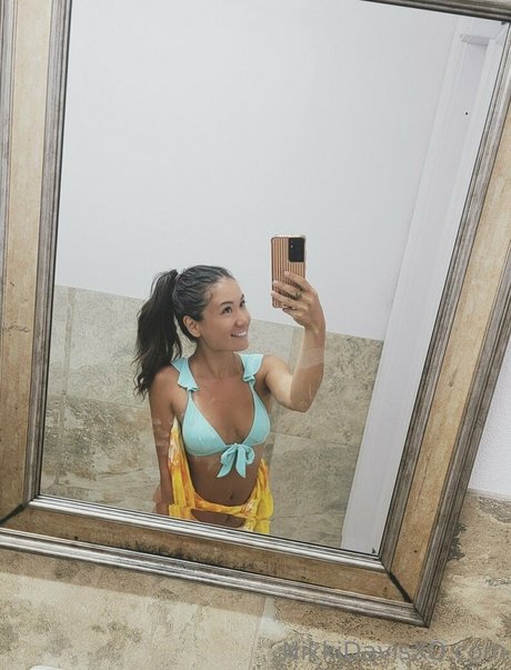 nikkidavisxo pornstar nice image