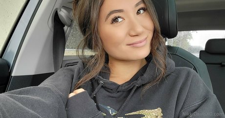 nikkidavisxo free pornstar photos