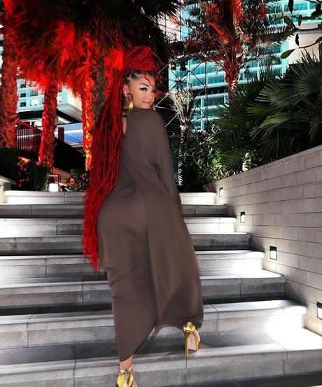 perfect shemale onlyfans hd photo