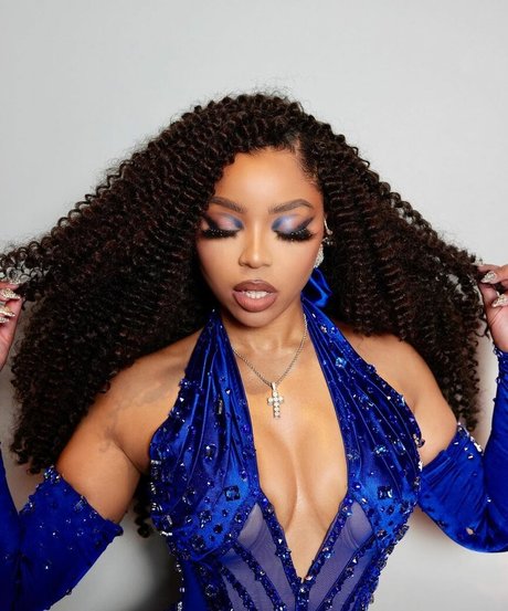 mature asian onlyfans nudes picture