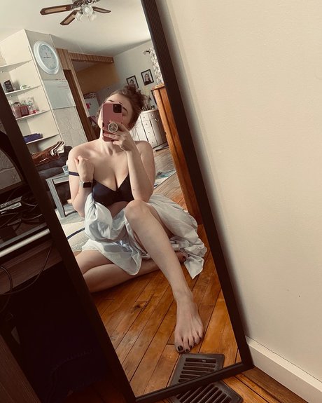 idkkat95 xxx pornstar pic