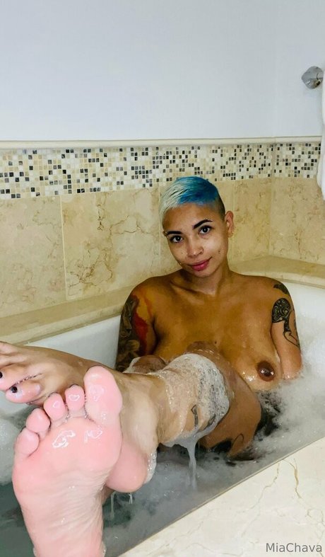 miachava star erotic pics