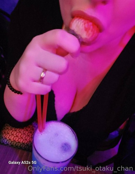 tsuki otaku chan exclusive actress galleries