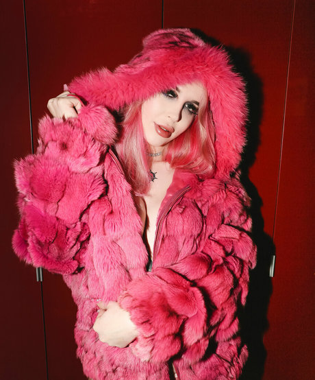 giant onlyfans art nude pic