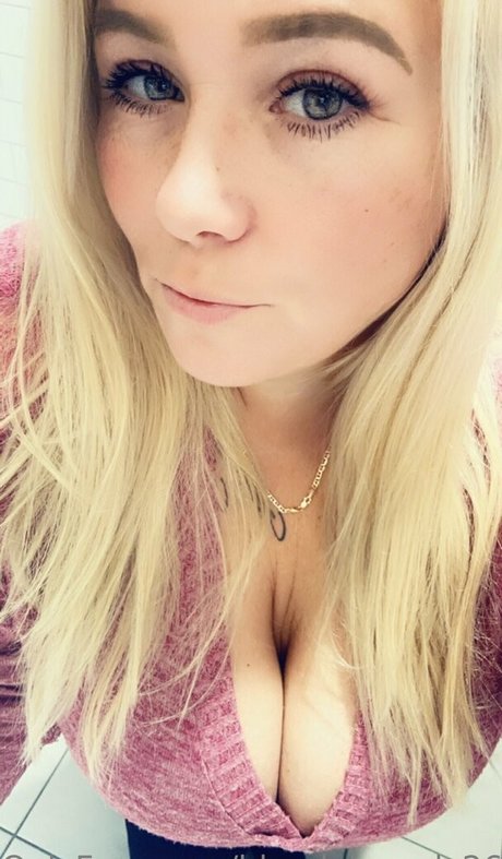 blondebrandy269 model xxx images