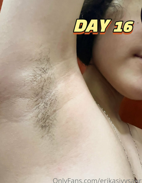 erikasvenusaur sexy pornstar gallery