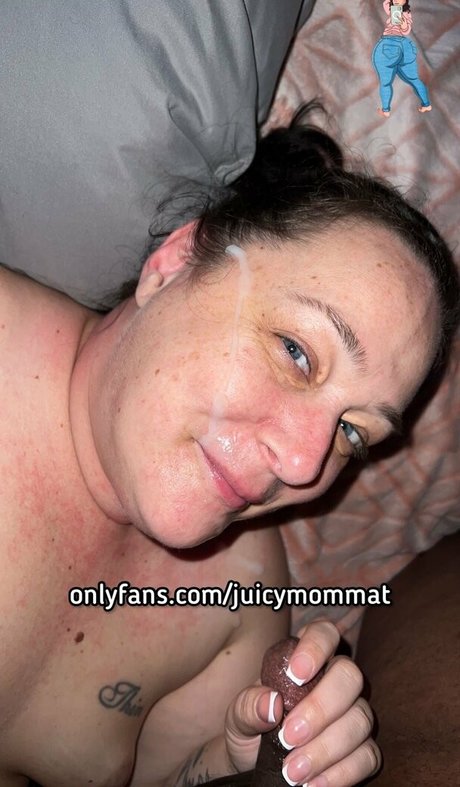 JuicymommaT pornstar top image