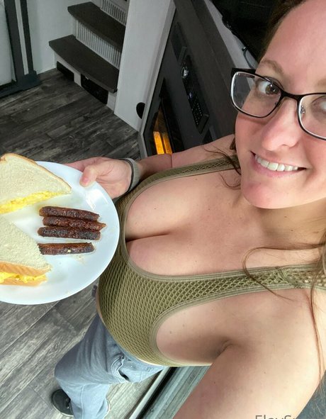 elaysmithfree pornstar nude galleries