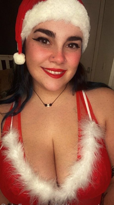 bella monstera naked model photo