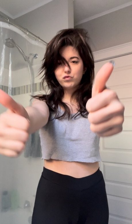 Slight Sounds star exclusive pictures