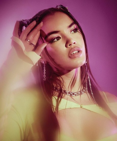 blonde masturbating onlyfans free sexy img