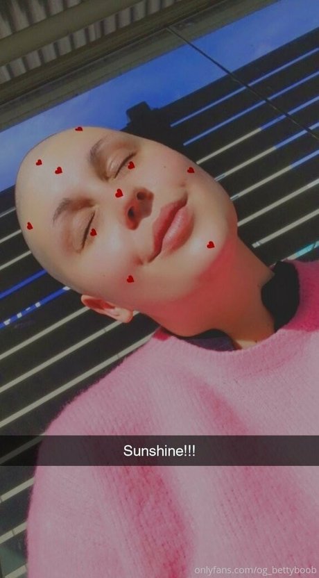 og bettyboob free hot pornstar image