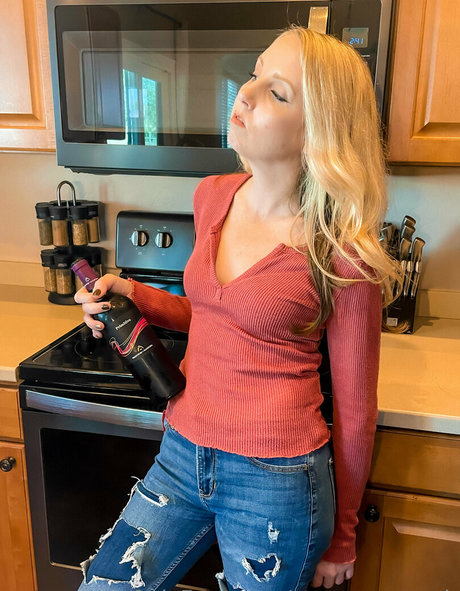 amanda starr pretty actress photo