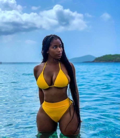 Tia Becca model nice archive