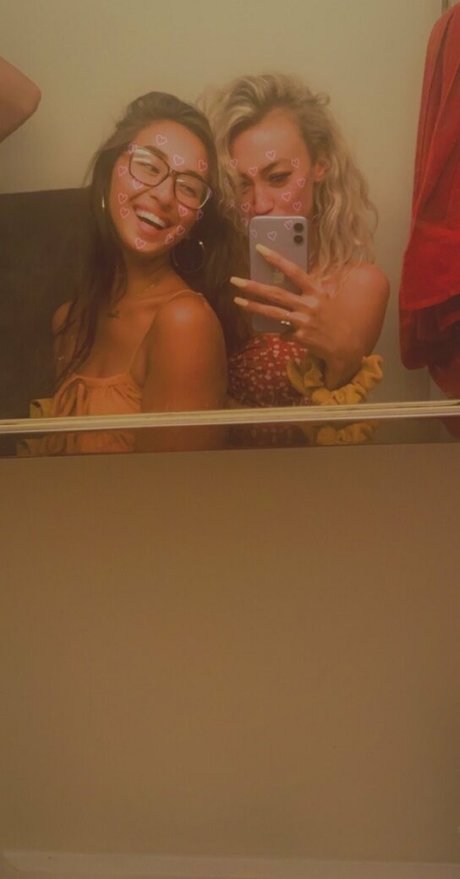 kaybabii13 pornographic actress img