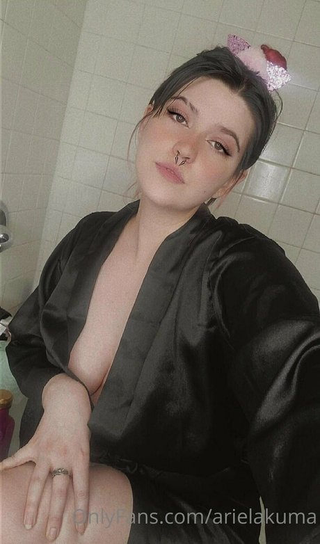 arielakuma top pornstar pics