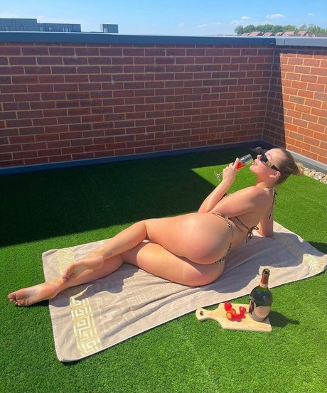 Sian Owen star nice pics