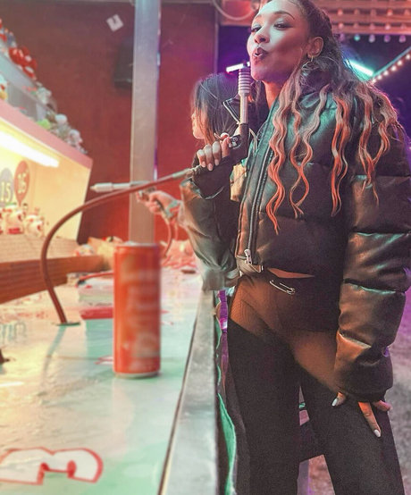 Candice Patton beautiful star archive